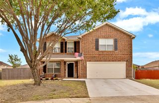 8219 Leaning Oak Court, Arlington, TX 76002