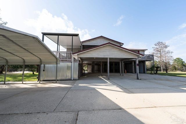 7608 River Rd, Milton, FL 32583