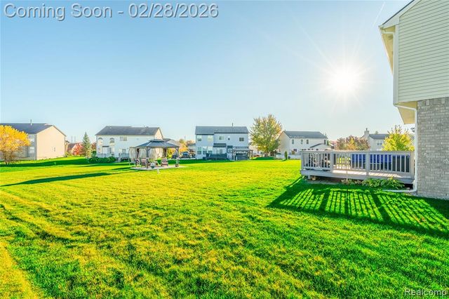 6811 Chandler Drive, Belleville, MI 48111