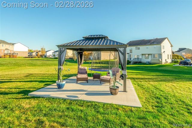 6811 Chandler Drive, Belleville, MI 48111