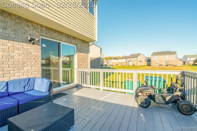 6811 Chandler Drive, Belleville, MI 48111