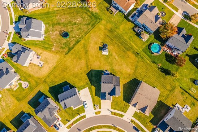 6811 Chandler Drive, Belleville, MI 48111