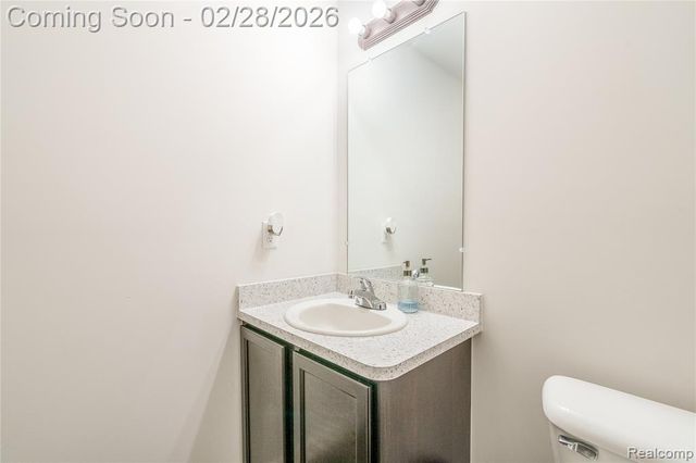 6811 Chandler Drive, Belleville, MI 48111