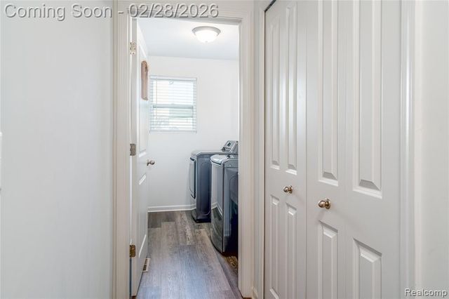 6811 Chandler Drive, Belleville, MI 48111