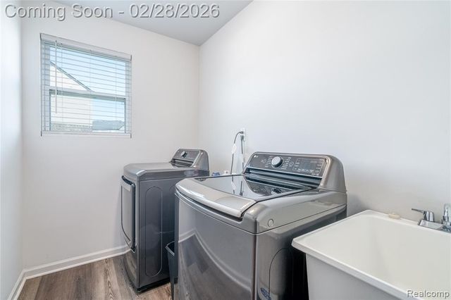 6811 Chandler Drive, Belleville, MI 48111