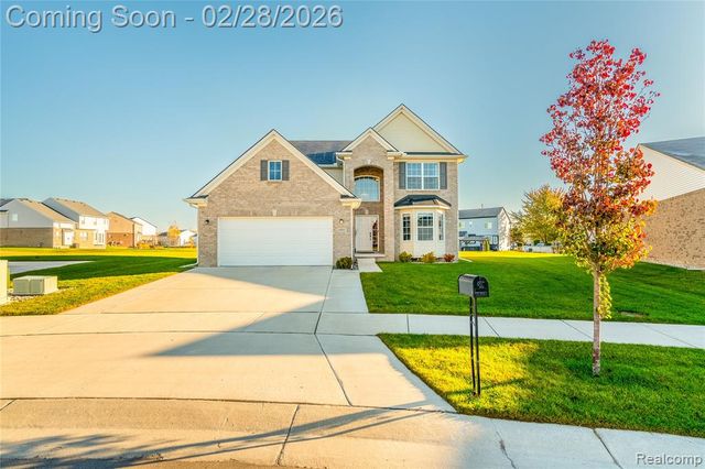 6811 Chandler Drive, Belleville, MI 48111