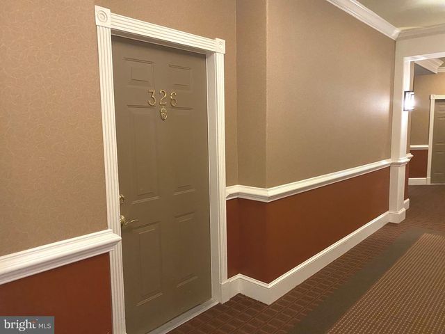 326 MASTERSON COURT, Ewing, NJ 08618