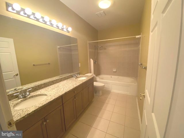 326 MASTERSON COURT, Ewing, NJ 08618