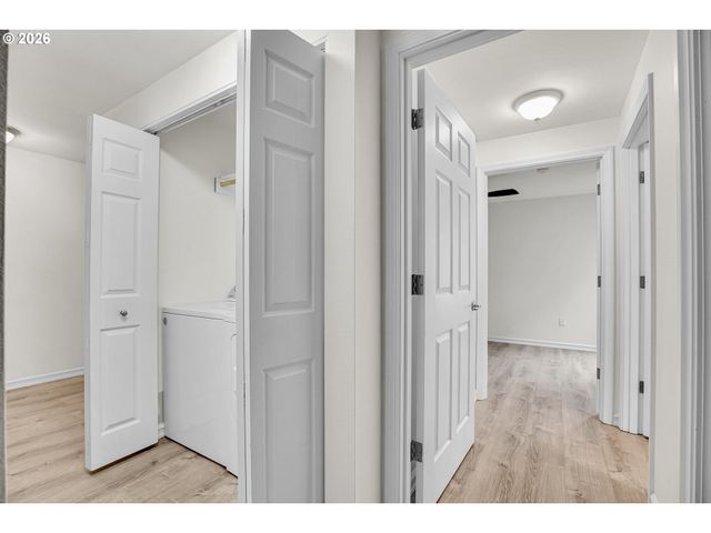 17602 Nw SPRINGVILLE Rd C-9, Portland, OR 97229