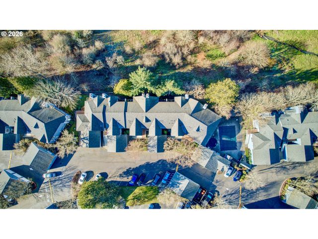 17602 Nw SPRINGVILLE Rd C-9, Portland, OR 97229