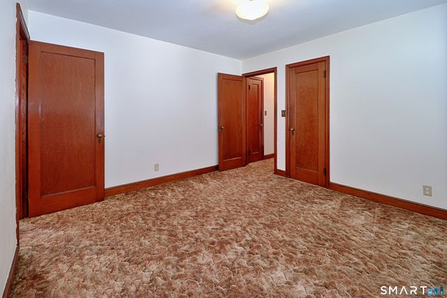 25-27 Henry Avenue, Stratford, CT 06614