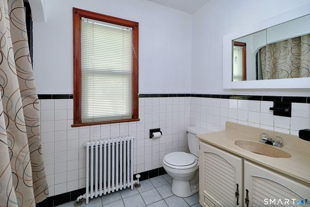 25-27 Henry Avenue, Stratford, CT 06614
