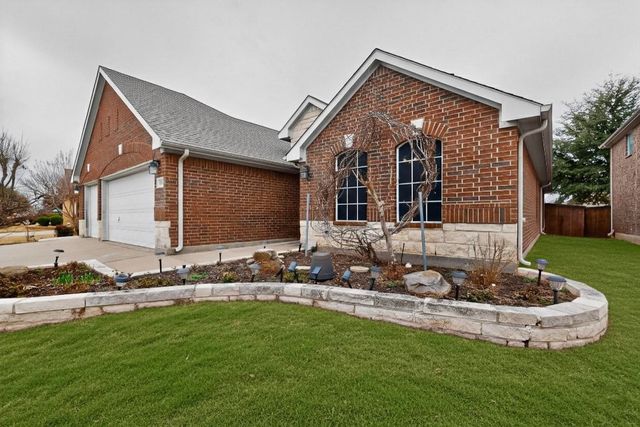 5452 Brazoria Drive, Grand Prairie, TX 75052