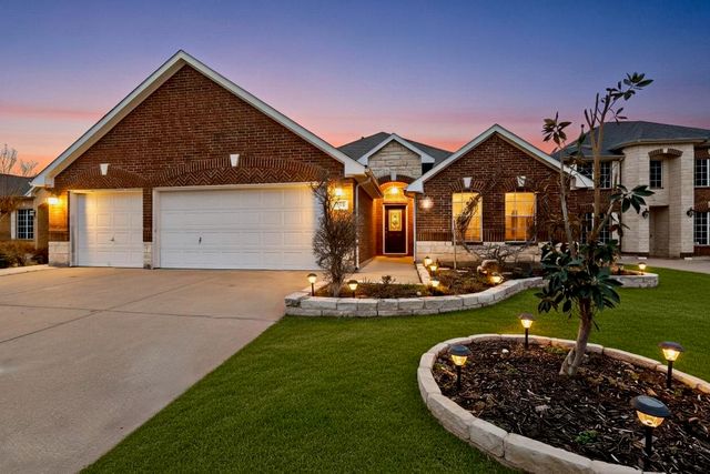 5452 Brazoria Drive, Grand Prairie, TX 75052