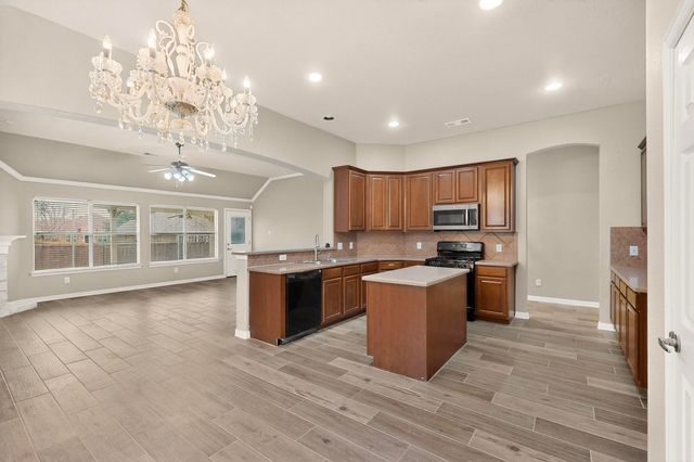 5452 Brazoria Drive, Grand Prairie, TX 75052