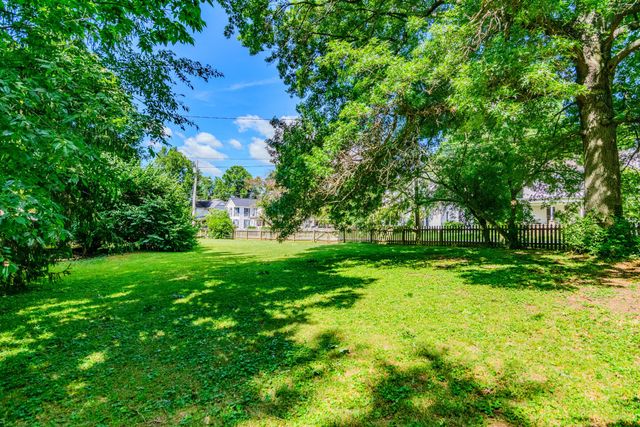 1001 Main Street, Millersburg, KY 40348