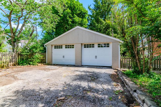 1001 Main Street, Millersburg, KY 40348