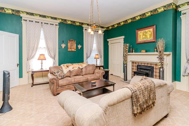 1001 Main Street, Millersburg, KY 40348