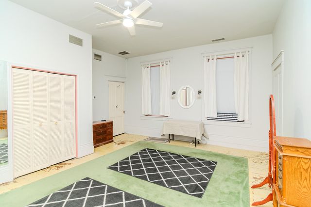 1001 Main Street, Millersburg, KY 40348
