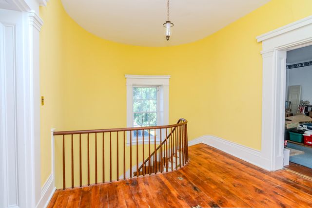 1001 Main Street, Millersburg, KY 40348