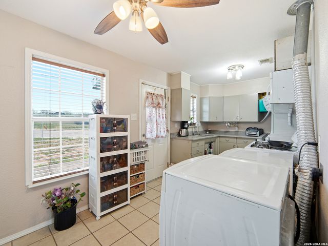 179 Howle Ave, San Antonio, TX 78223