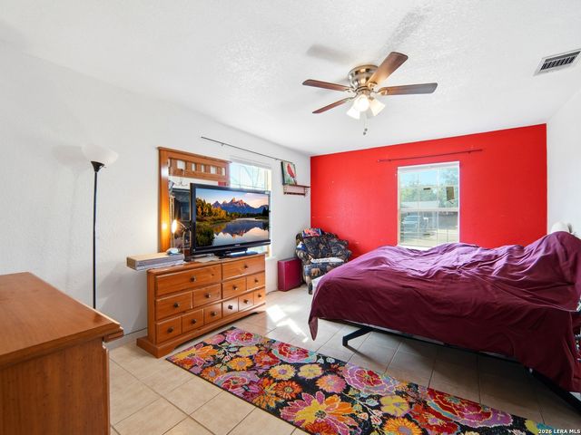 179 Howle Ave, San Antonio, TX 78223