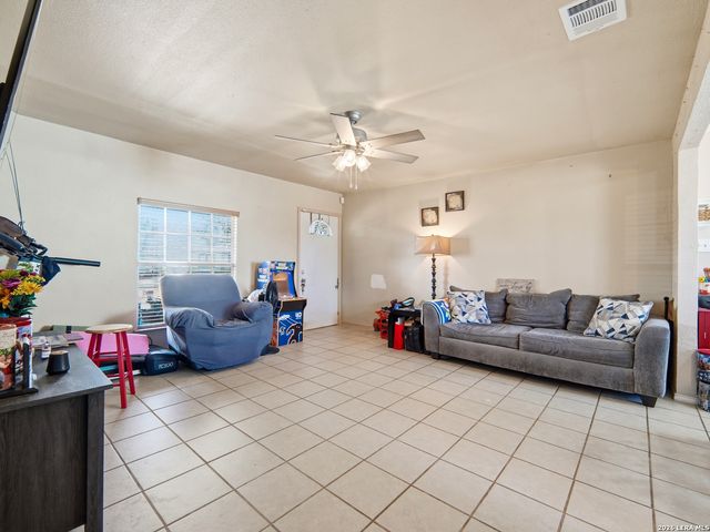 179 Howle Ave, San Antonio, TX 78223