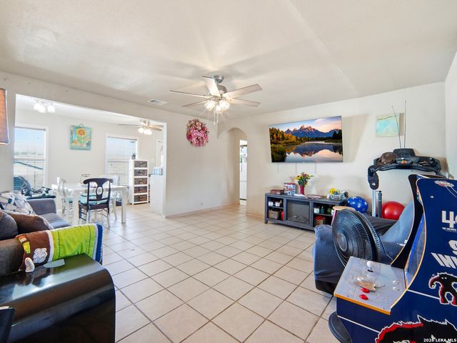 179 Howle Ave, San Antonio, TX 78223