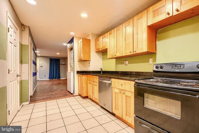 1226 W PRATT ST, Baltimore, MD 21223