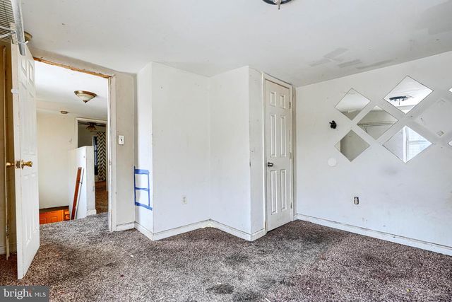 1226 W PRATT ST, Baltimore, MD 21223