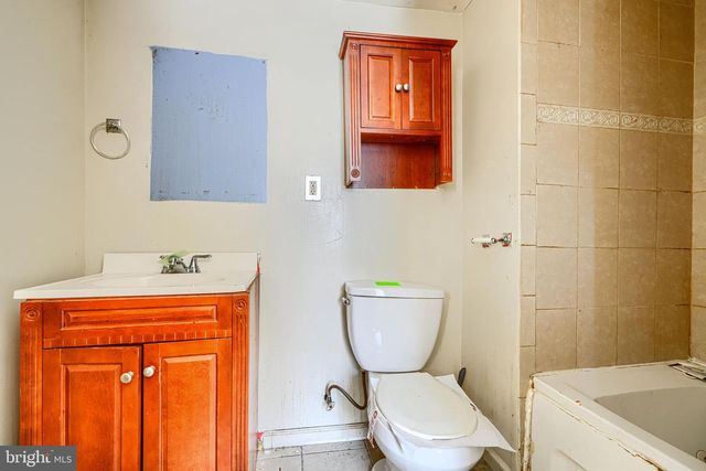 1226 W PRATT ST, Baltimore, MD 21223