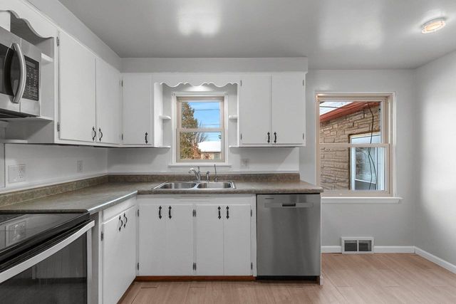 508 E COOLIDGE AVENUE, Appleton, WI 54915