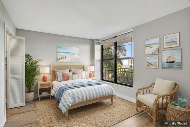 7 Royal Palm Way 404, Boca Raton, FL 33432