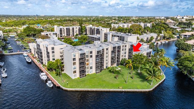 7 Royal Palm Way 404, Boca Raton, FL 33432