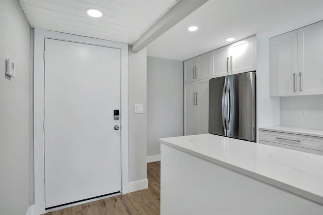7 Royal Palm Way 404, Boca Raton, FL 33432