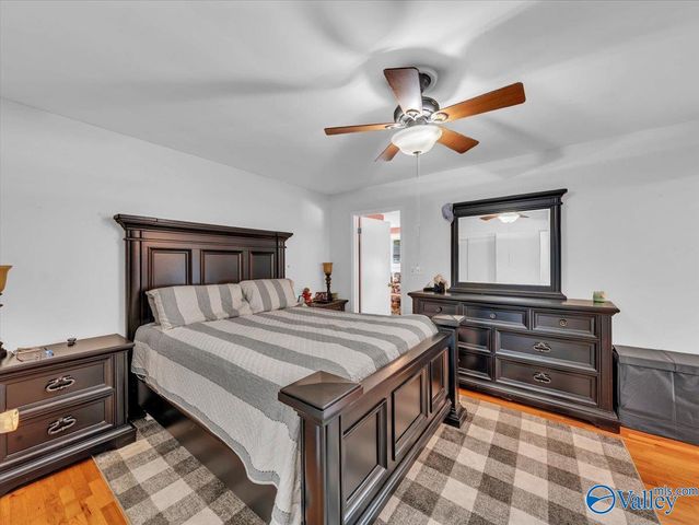2305 Pennylane SE, Decatur, AL 35601