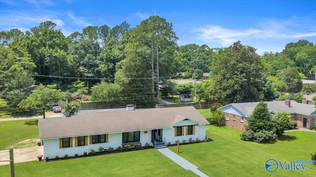 2305 Pennylane SE, Decatur, AL 35601
