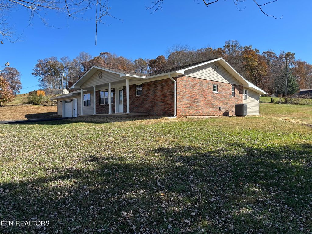 134 Vista Drive, New Tazewell, TN 37825