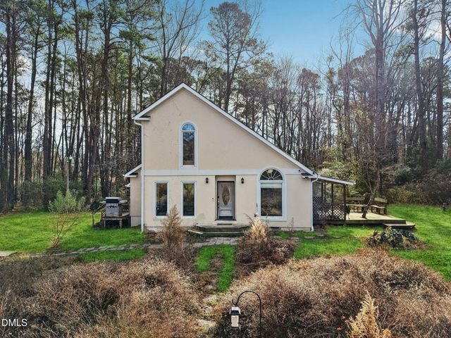 198 Pope Lake Road, Angier, NC 27501