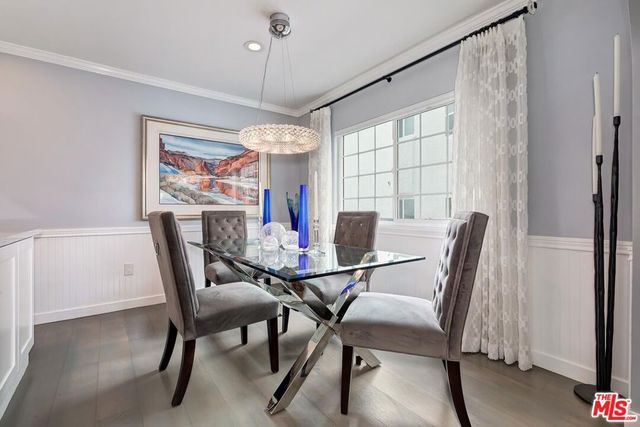 1280 S Redondo Boulevard, Los Angeles, CA 90019