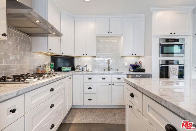 1280 S Redondo Boulevard, Los Angeles, CA 90019