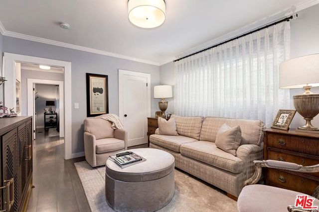 1280 S Redondo Boulevard, Los Angeles, CA 90019