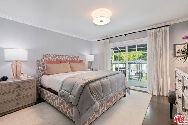 1280 S Redondo Boulevard, Los Angeles, CA 90019