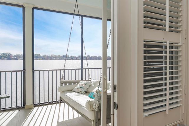 2043 False River Dr, New Roads, LA 70760