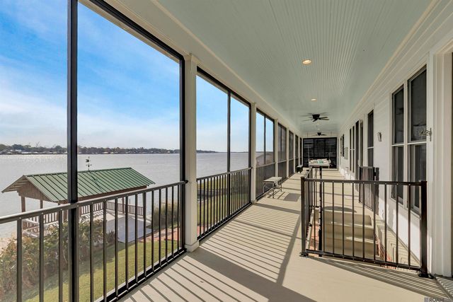 2043 False River Dr, New Roads, LA 70760