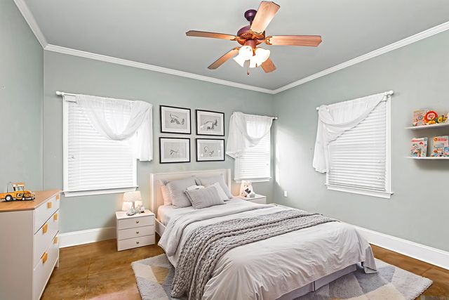 2043 False River Dr, New Roads, LA 70760