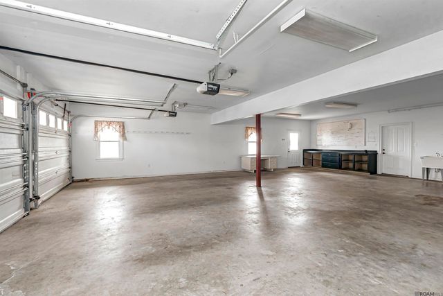 2043 False River Dr, New Roads, LA 70760