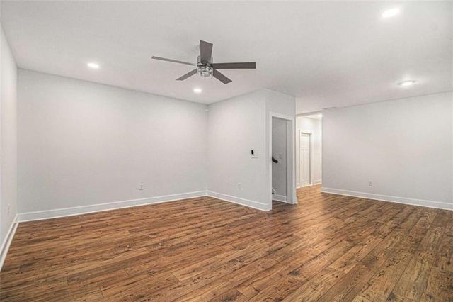 301 Retreat Way, Carrollton, GA 30116