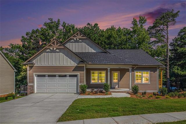 301 Retreat Way, Carrollton, GA 30116