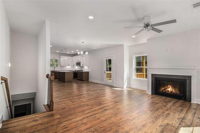 301 Retreat Way, Carrollton, GA 30116